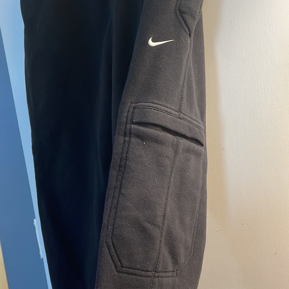 Nike Black Drawstring Regular And Side Pockets Xl - image 3